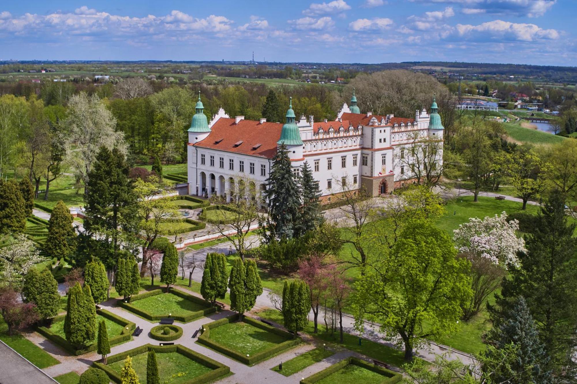 Zamek W Baranowie Sandomierskim Baranow Sandomierski Bagian luar foto