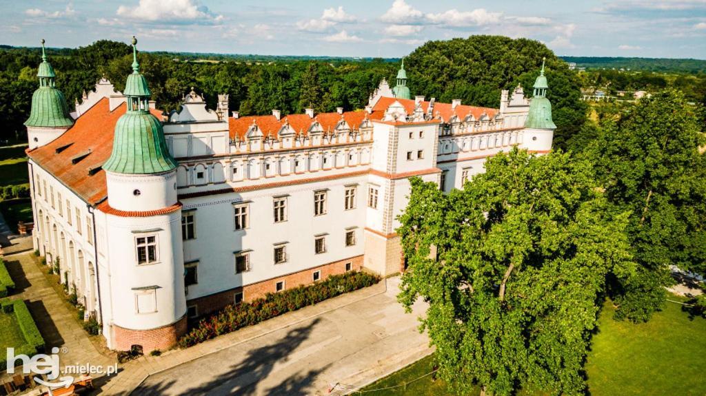 Zamek W Baranowie Sandomierskim Baranow Sandomierski Bagian luar foto